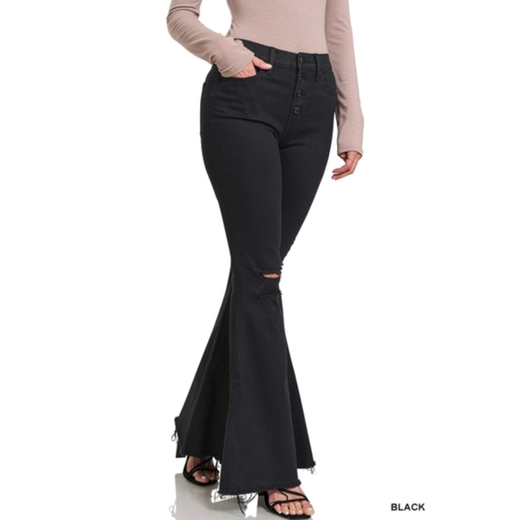 Zenana Outfitters Denim - Zenana Raw Hem Bell Bottom Button Fly Distressed Black Jeans NWT